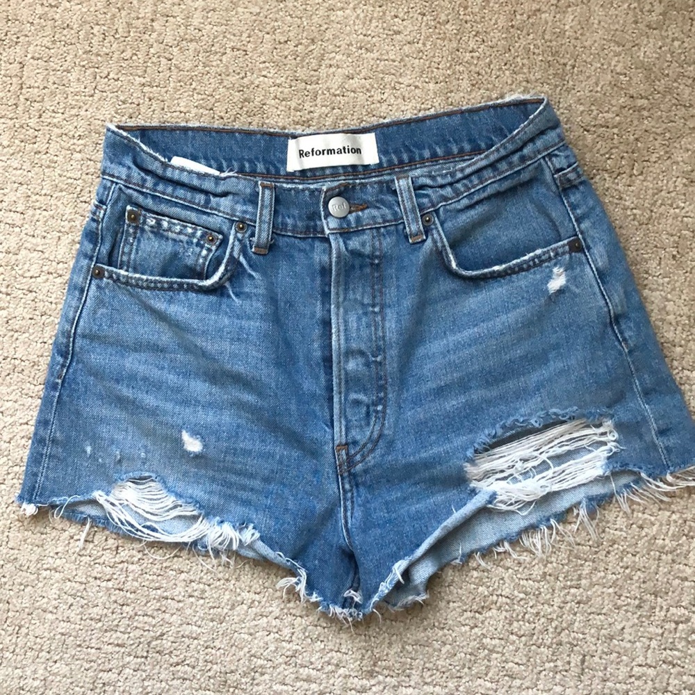 Reformation high rise short